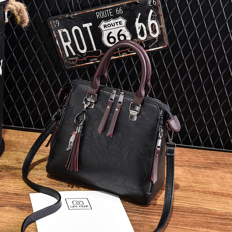 Superior Leather Tassel Cat Pendant Handbag Superior Leather Tassel Cat Pendant Handbag