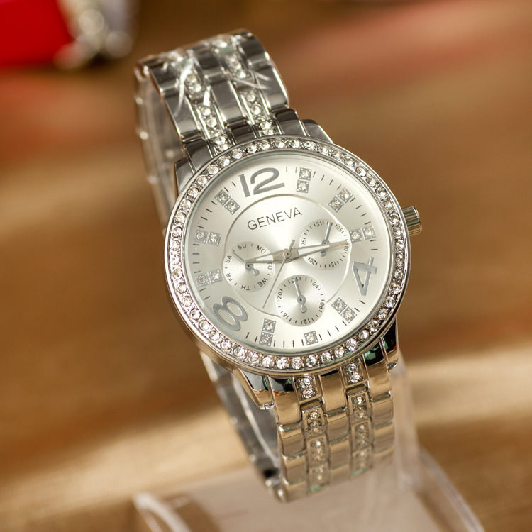 Aliexpress Ebay explosion models Geneva Geneva fashion wholesale alloy diamond watches one generation