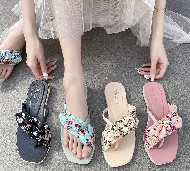 2022 New Bowknot Flip-flops Flat-bottomed Soft Beach Fashion Not Afraid Of Water Sandals And Slippers