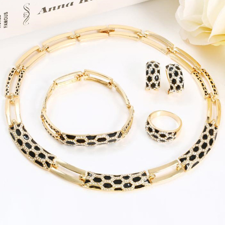 Production Of Four-piece Jewelry Set Snake Print, Gold-plated Fashion Black Necklace,