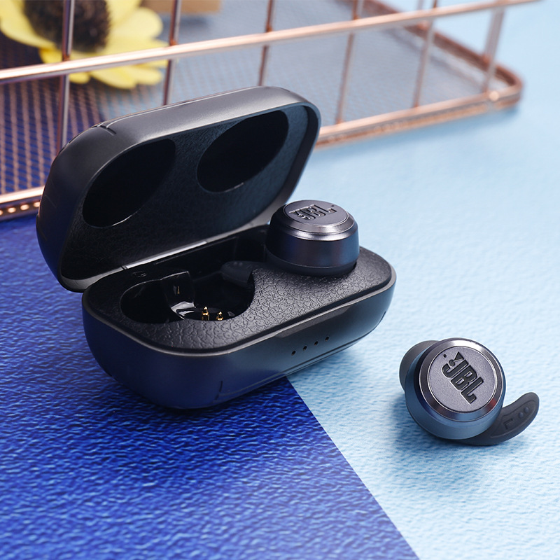 Wireless Bluetooth Headset Waterproof And Sweat-proof Sports Headset Wireless In-ear Application