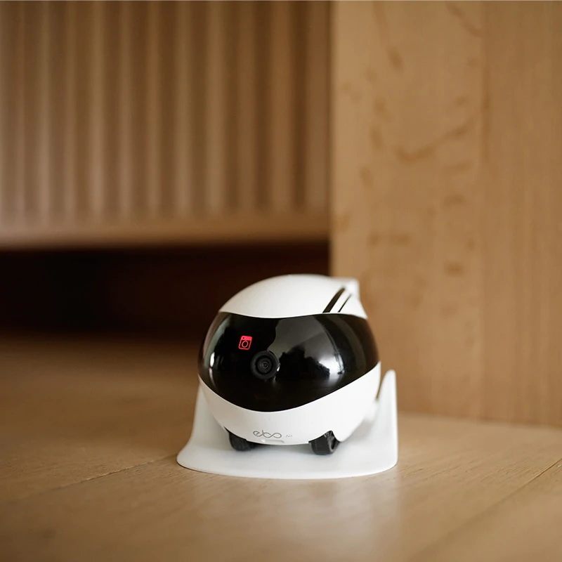 Pet dog and cat companion mobile intelligent remote monitoring robot