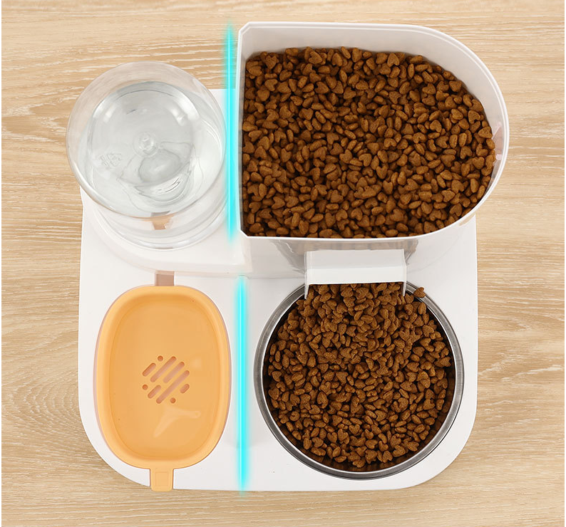 Buy quality Pet Automatic Drinking Water Feeder Integrated Large